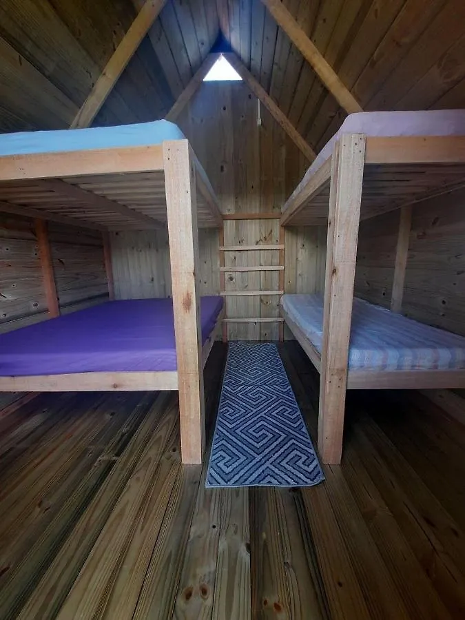 Cabana Com Ar Condicionado E Area De Cozinha E Banheiro Compartilhado A 10 Minutos Do Parque Beto Carrero Penha  0*, Penha (Santa Catarina) Brazílie