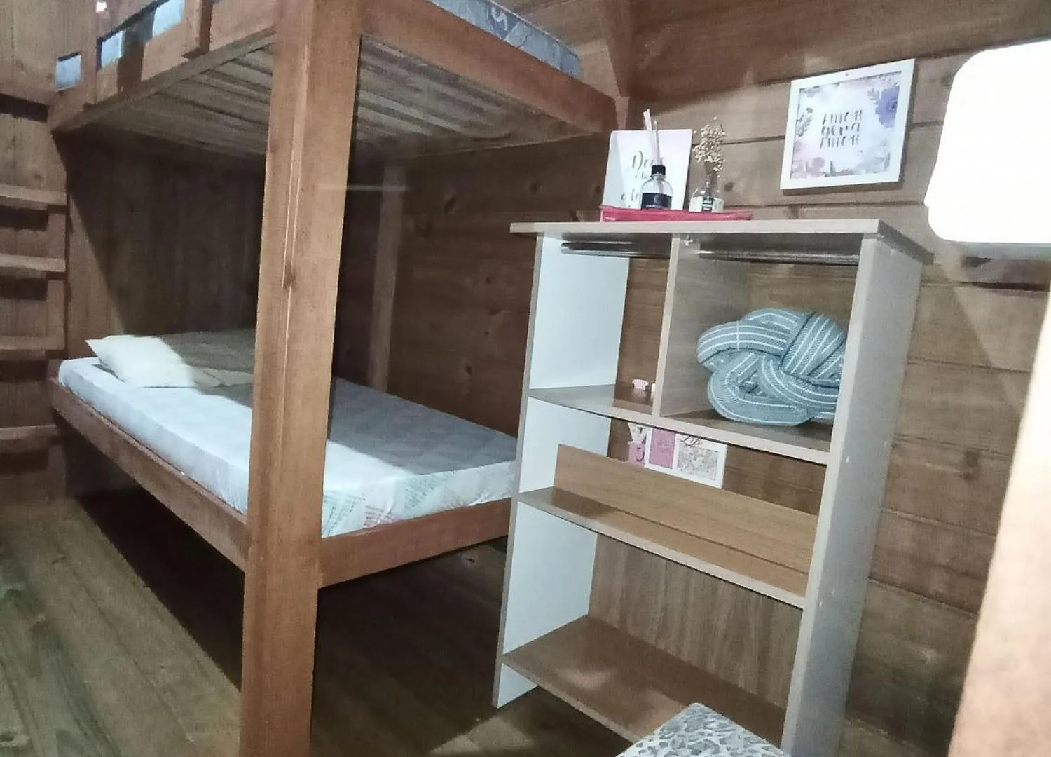 Prázdninový dům Cabana Com Ar Condicionado E Area De Cozinha E Banheiro Compartilhado A 10 Minutos Do Parque Beto Carrero Penha  Brazílie